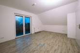 OG Schlafzimmer 3.3 - Neu renoviert & sofort bezugsfrei in Gumbsheim: 132 qm + 54 qm Einliegerwohnung mit Mieteinnahme!