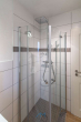 Gäste WC Dusche - Gefragtes freistehendes Einfamilienhaus mit schönem Garten zum entspannen.