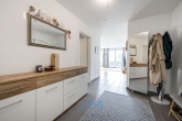 Flur1.0 - Seeblick inklusive! Moderne Design-Wohnung in Ludwigshafen mit Top-Ausstattung und Balkon.