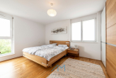 Schlafzimmer - Seeblick inklusive! Moderne Design-Wohnung in Ludwigshafen mit Top-Ausstattung und Balkon.