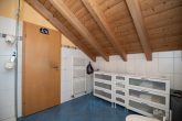 DG-Kinderbad1.4 - Ihr Traumhaus mit Weitblick – Eleganz, Komfort & pure Lebensqualität in malerischer Lage!