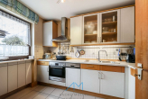 EG-Küche1.1 - Raumwunder in Ober-Olm: Haus mit Garten, Pool und ausbaufähigem Dachgeschoss