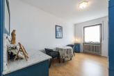 OG-Schlafen.2.1 - Raumwunder in Ober-Olm: Haus mit Garten, Pool und ausbaufähigem Dachgeschoss