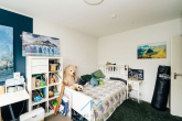 Schlafzimmer-1.2-DG - Familienfreundliches Reihenmittelhaus in Heidelberg-Wieblingen mit Garten & Balkon, nahe Neckarauen.
