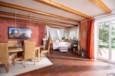 EG-Wohnen-Essen3 - Traum-Einfamilienhaus in Haßloch, Parkähnlicher Garten 674 qm, neuer LWW-Wärmepumpe & Photovoltaik.