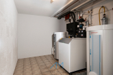 Keller Heizung - Traum-Einfamilienhaus in Haßloch, Parkähnlicher Garten 674 qm, neuer LWW-Wärmepumpe & Photovoltaik.
