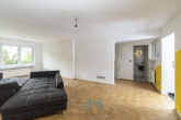 Wohnzimmer1.4 - Nackenheim: Modernisiertes Haus mit Garten in beliebter Lage – Jetzt einziehen