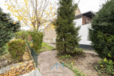Außen1.7 - Nackenheim: Modernisiertes Haus mit Garten in beliebter Lage – Jetzt einziehen