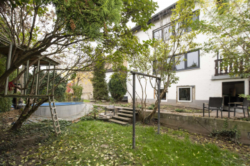 Nackenheim: Modernisiertes Haus mit Garten in beliebter Lage – Jetzt einziehen, 55299 Nackenheim, Einfamilienhaus
