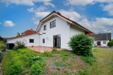 Außen Garten - Architektenvilla in Grolsheim mit außergewöhnlicher Raumhöhe und Eleganz. Einliegerwohnung möglich.