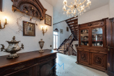 EG Eingang Flur1.4 - Architektenvilla in Grolsheim mit außergewöhnlicher Raumhöhe und Eleganz. Einliegerwohnung möglich.