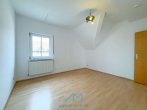 Arbeitszimmer3 - Wandmodernisiert – sofort einziehen! Großzügige Maisonettewohnung in Zornheim.