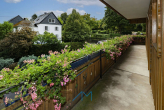 OG-Balkon1.1 - Wohnidyll in Boppard: Energieeffizient, großzügigem Grundstück und Einliegerwohnung.
