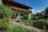 Außen1.4 - Wohnidyll in Boppard: Energieeffizient, großzügigem Grundstück und Einliegerwohnung.