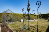Außen Eingang1.5 - Saulheim: Stilvoller Bungalow mit 926 qm Grundstück, Gartenparadies, Feldrand !