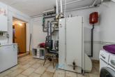 Keller Waschküche Heizung1.2 - Saulheim: Stilvoller Bungalow mit 926 qm Grundstück, Gartenparadies, Feldrand !